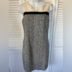 Dana Buchman Black & Cream Sleeveless Dress Size 4